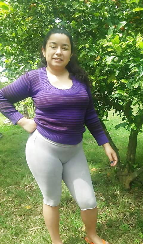 Chichonas y culonas
 #81187964