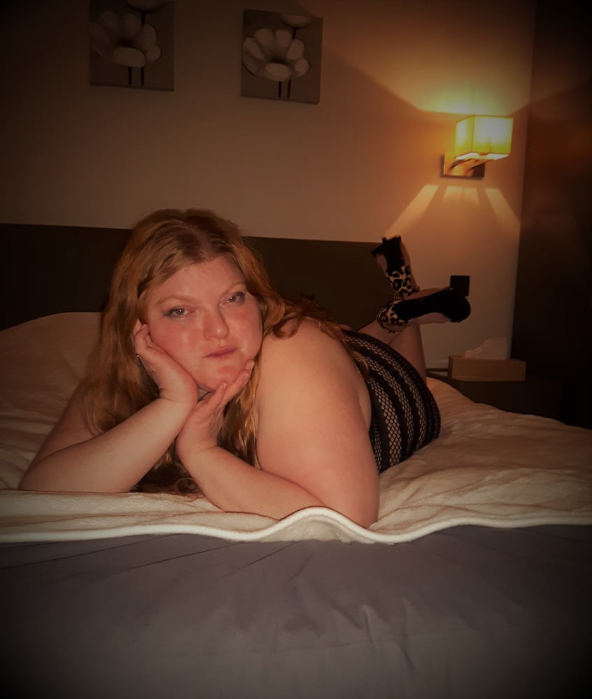 BBW Wife Miss Lizz seducing at the Hotel #106931511