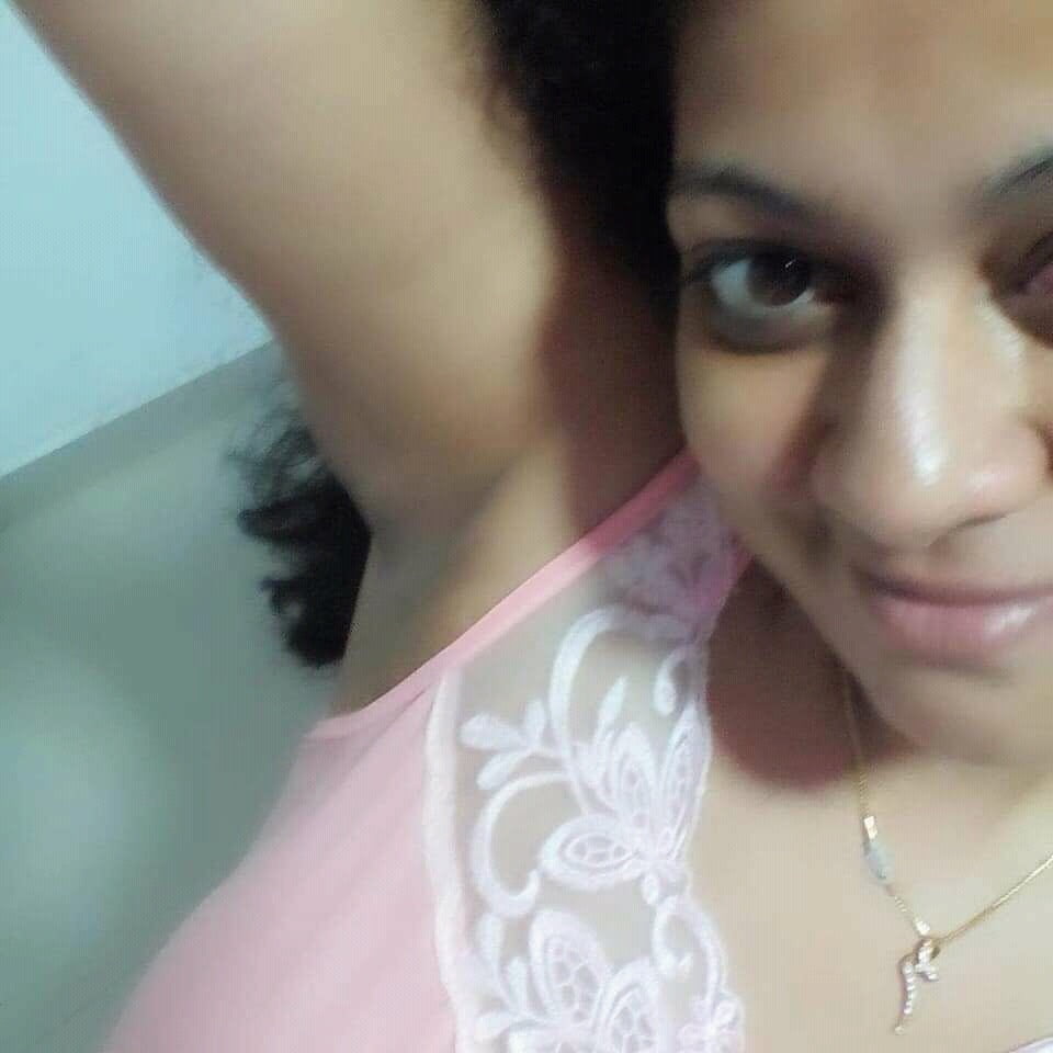wonderfull ladies sri lanka #95705224