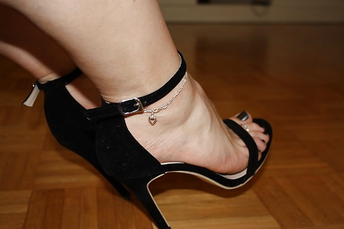 Sexy High Heels ++ Black Nail Polish ++ Anklets ++ Toe Rings #106969878