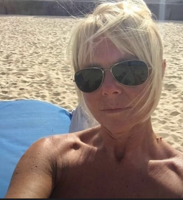 Mature faces I would like to splash my load over #102658824