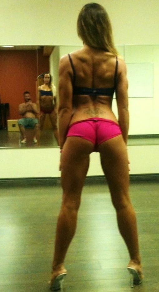 Ihr Ex, sie liebt es, mir von seinem großen Schwanz zu erzählen, wenn wir ficken
 #106186483