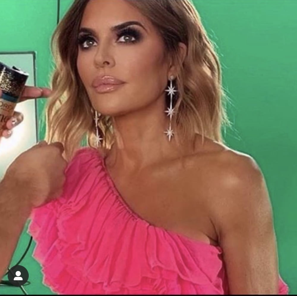 Lisa Rinna slut queen of mean #93322503