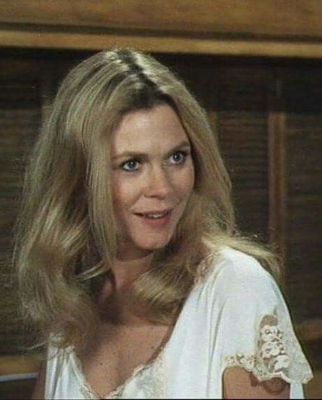 Elizabeth montgomery
 #82302641