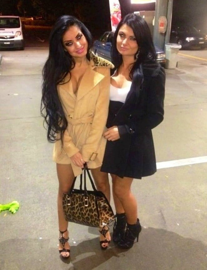 Amazing Babes 7 #98332500