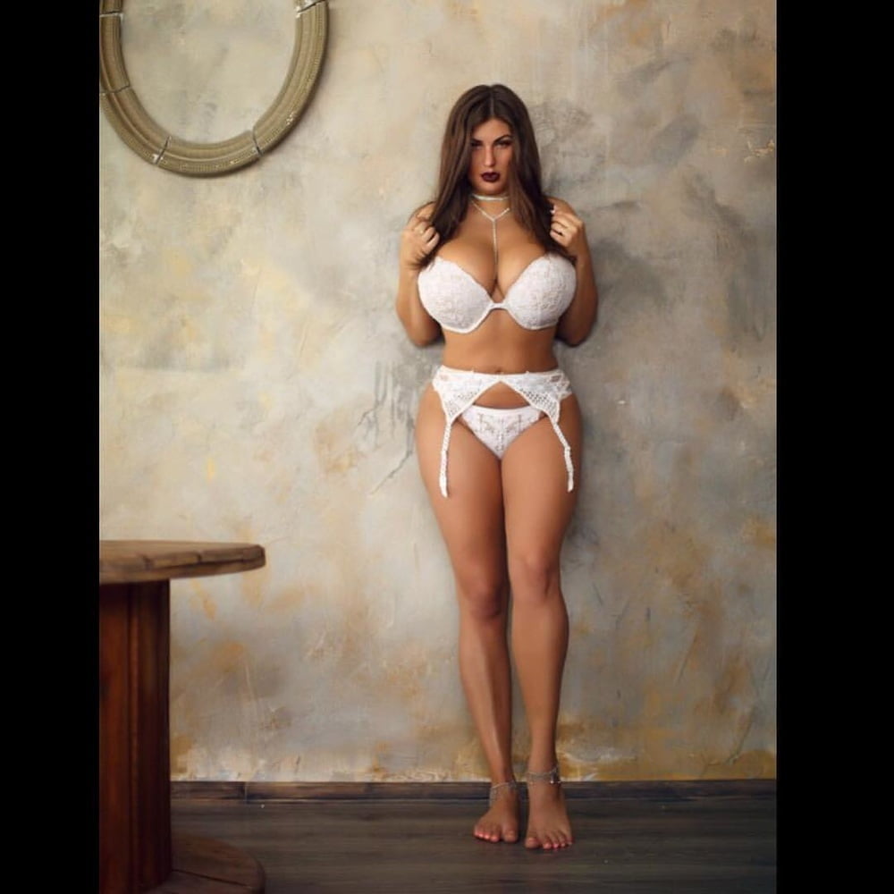 Amazing Babes 7 #98332517