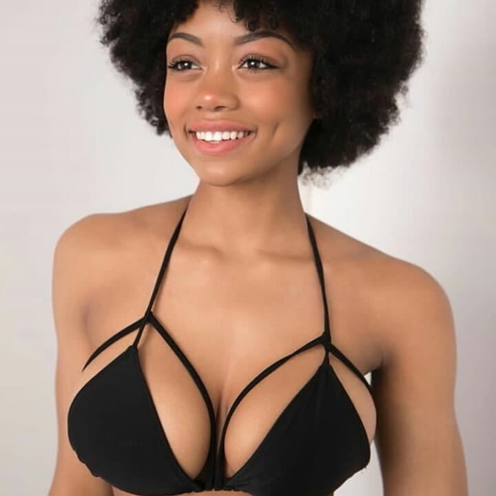 Amazing Babes 7 #98332928