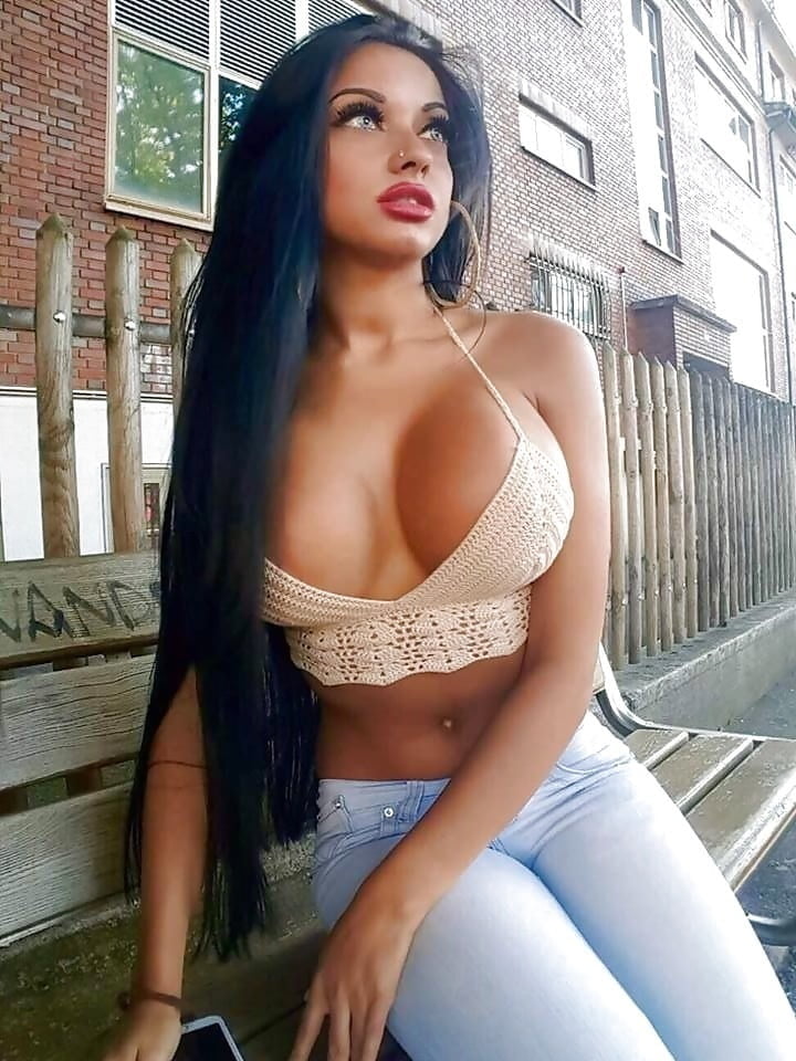 Amazing Babes 7 #98332968