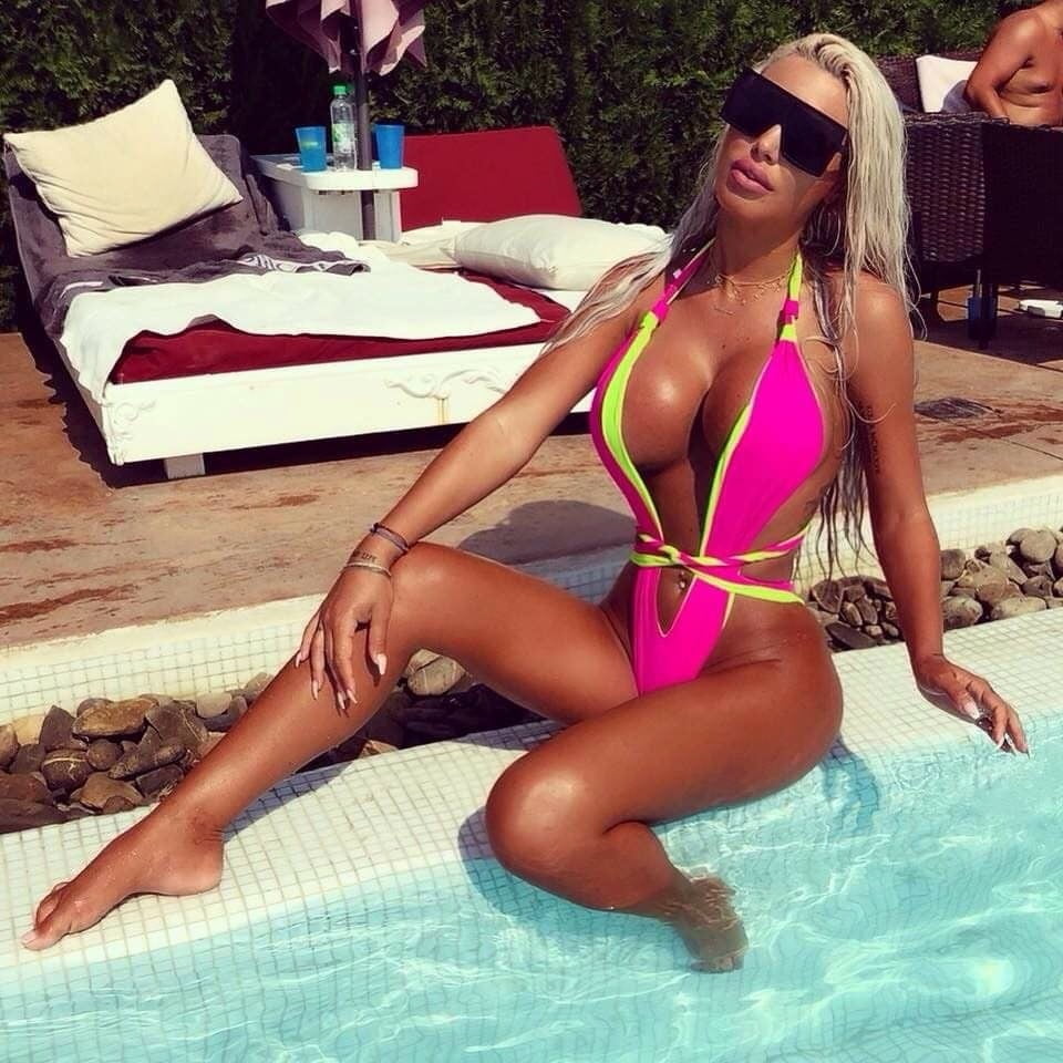 Amazing Babes 7 #98333165