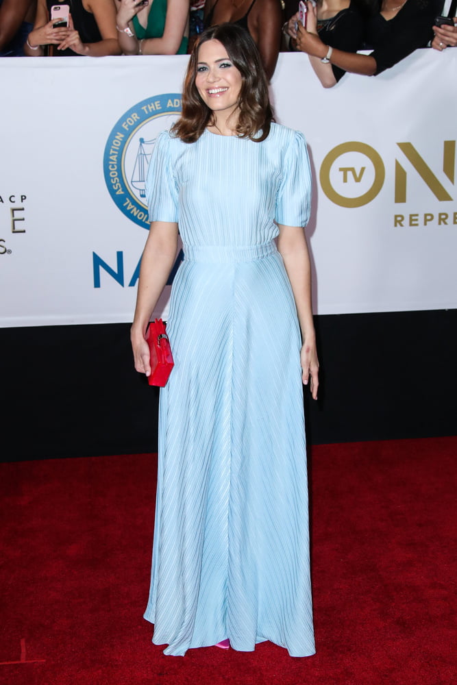 Mandy moore - 49th annual naacp image awards (15th jan 2018)
 #81221335