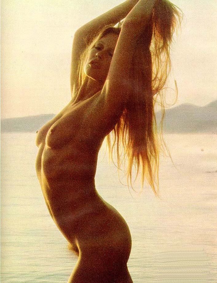 Brigitte Bardot nuda #108200572