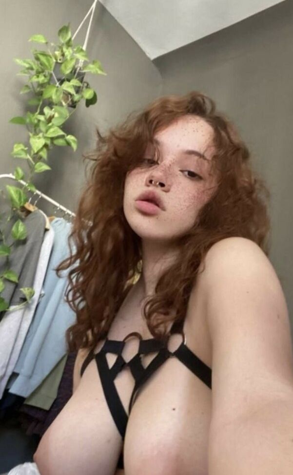 SofiaPika desnuda #109437019