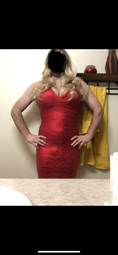 Nuevo vestido rojo
 #99991034