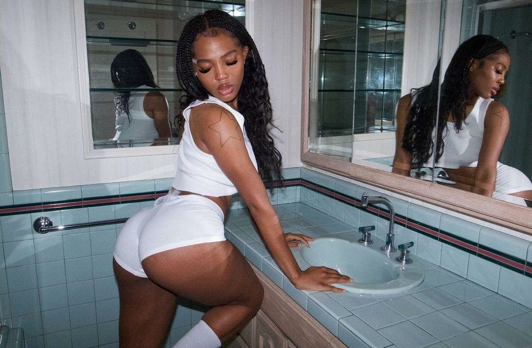 Quenlin Blackwell nude #109138913