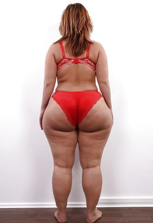 Fianchi larghi - curve sorprendenti - ragazze grandi - culi grassi (2)
 #99188515