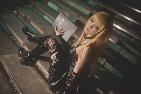 Misa amane
 #81933546