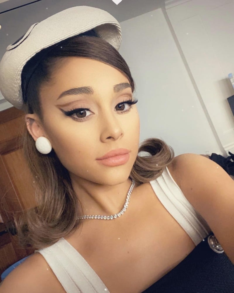 Alle neuen Ariana
 #96484196