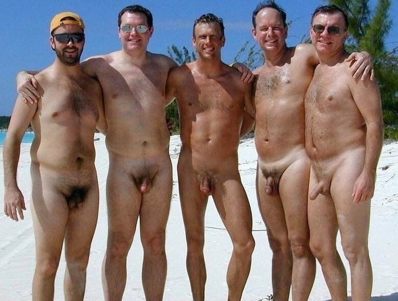 Hermosos hombres desnudos
 #81741284