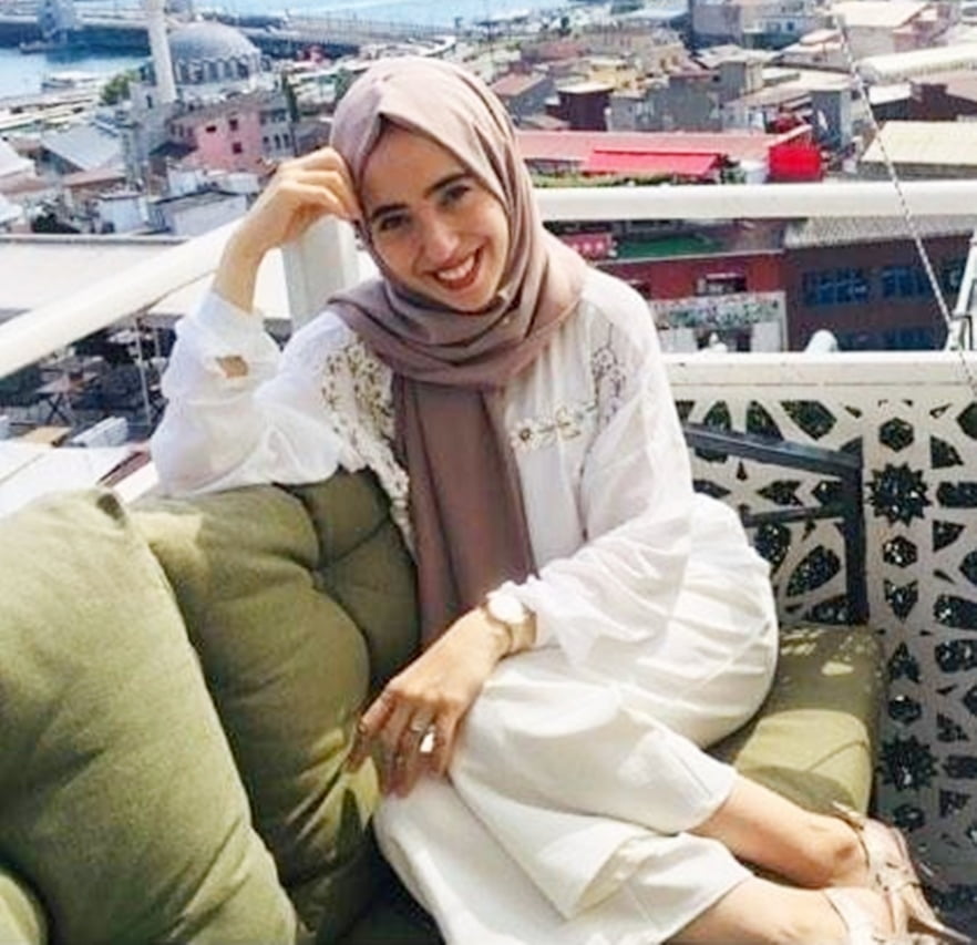 Turbanli hijab arabo turco paki egiziano cinese indiano malese #80490270