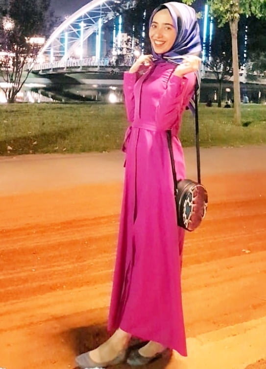 Turbanli hijab arabo turco paki egiziano cinese indiano malese #80490282