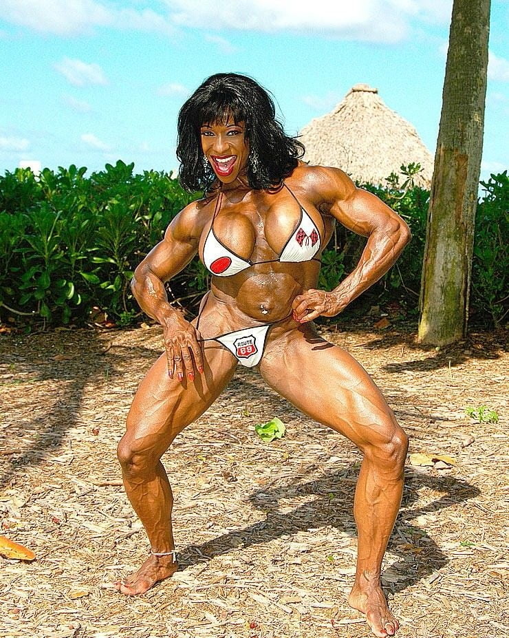 Black Beauty! Yvette Oiled Muscles Are So Sexy! #106303371