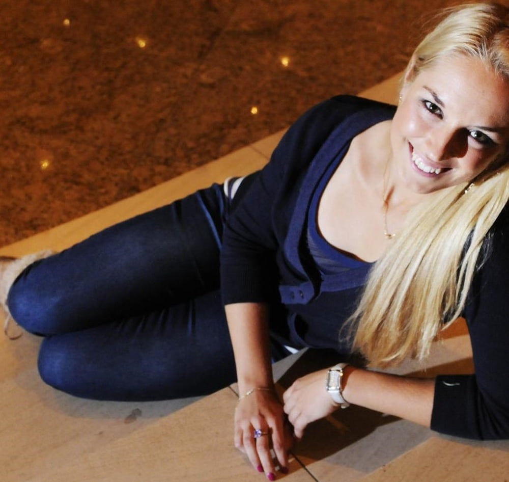 SABINE LISICKI PICTURES #101996321