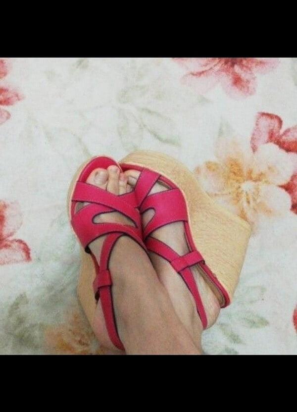 pies de las mujeres turcas, fetiche de los pies, ayak fetisi
 #95123704
