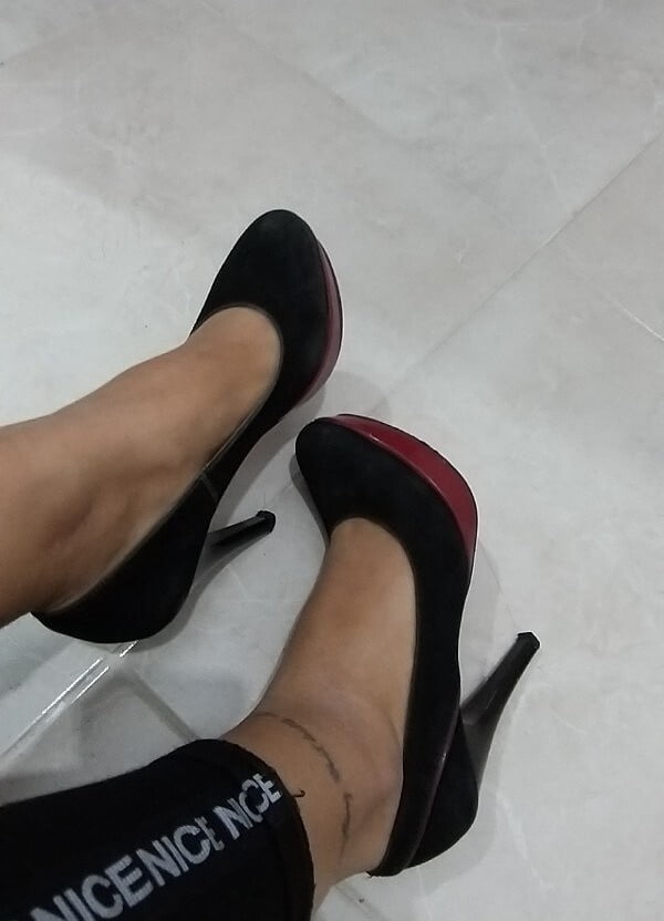 pies de las mujeres turcas, fetiche de los pies, ayak fetisi
 #95123722
