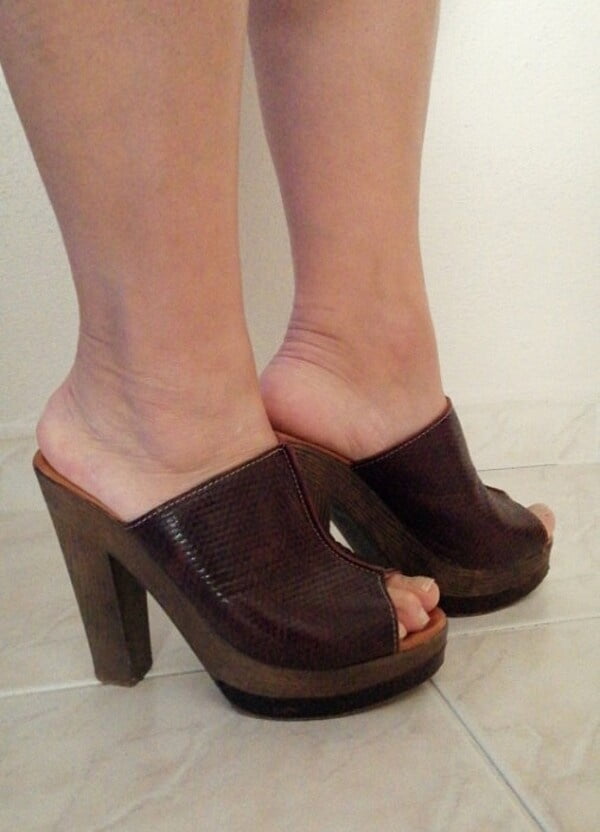 pies de las mujeres turcas, fetiche de los pies, ayak fetisi
 #95123904