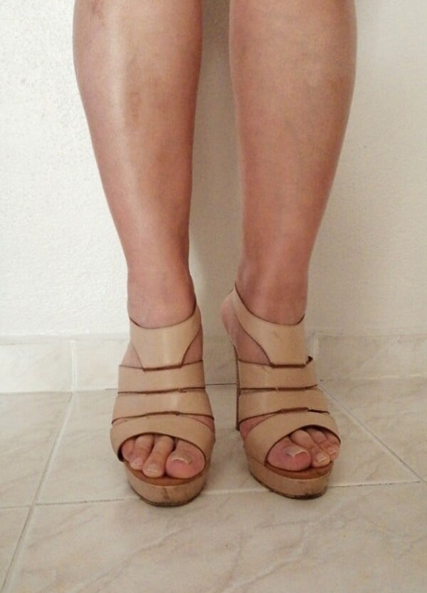 pies de las mujeres turcas, fetiche de los pies, ayak fetisi
 #95123920