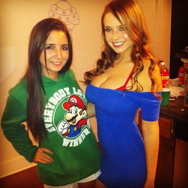 Wen und wie würdest du ficken? blond oder brünett 17
 #103259957