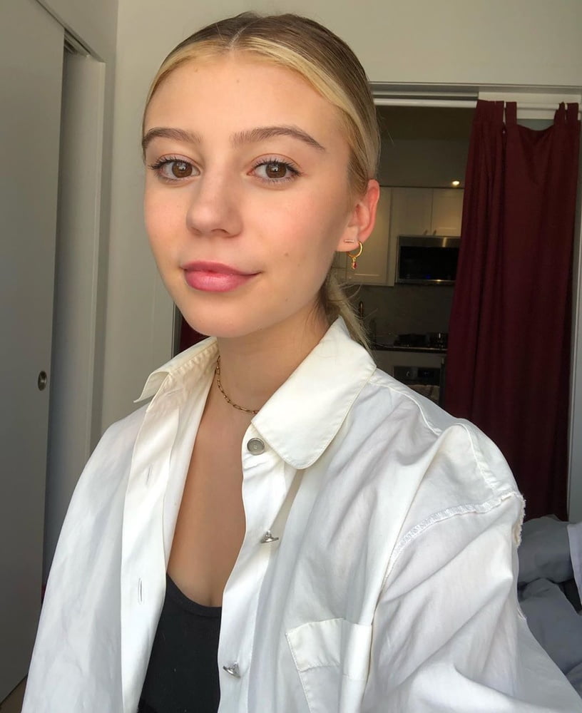 Genevieve Hannelius #81547977