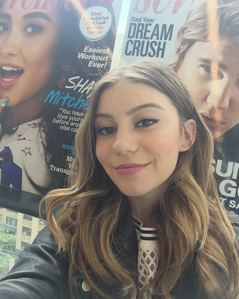 Genevieve hannelius
 #81548353