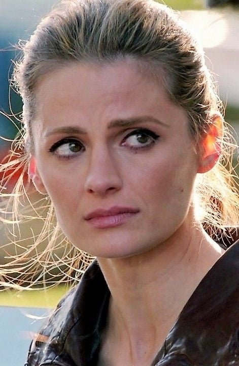 Stana Katic 3849475