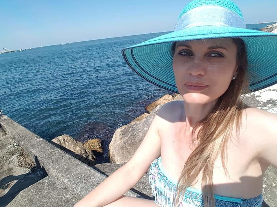 Facebook milfs #100412409