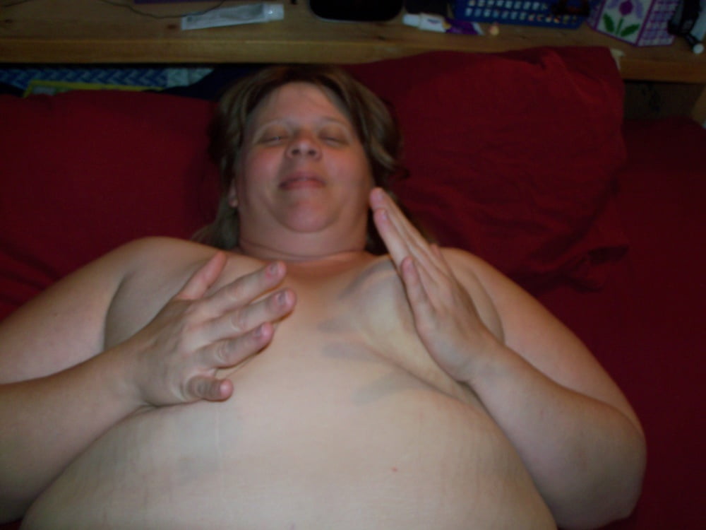 BBW Mild loves to show off. Comments Please #98910413