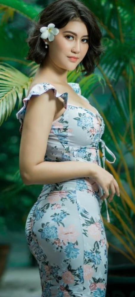 More shapely bums in skirts #106358798