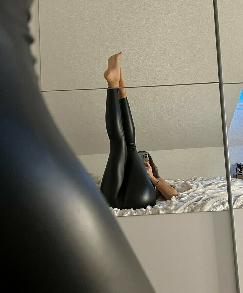 Selma Kostic desnuda #108485723