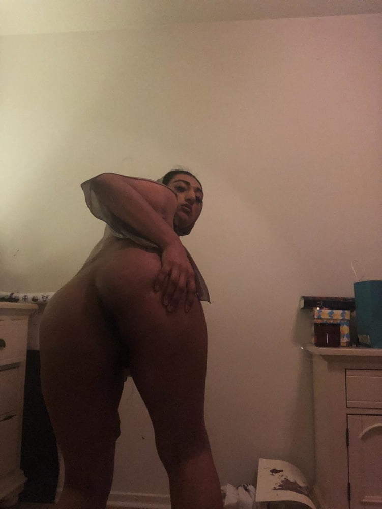 Damas del país de los 1001 cuentos nocturnos (15)
 #89584217