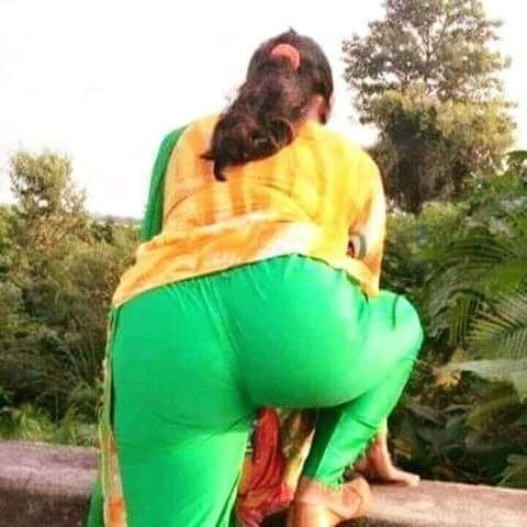Sexy damas indias culo y muslos
 #104964874