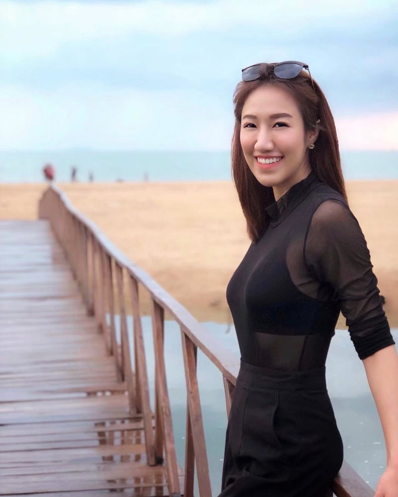 Chinese Beauty Air Hostess #82165916