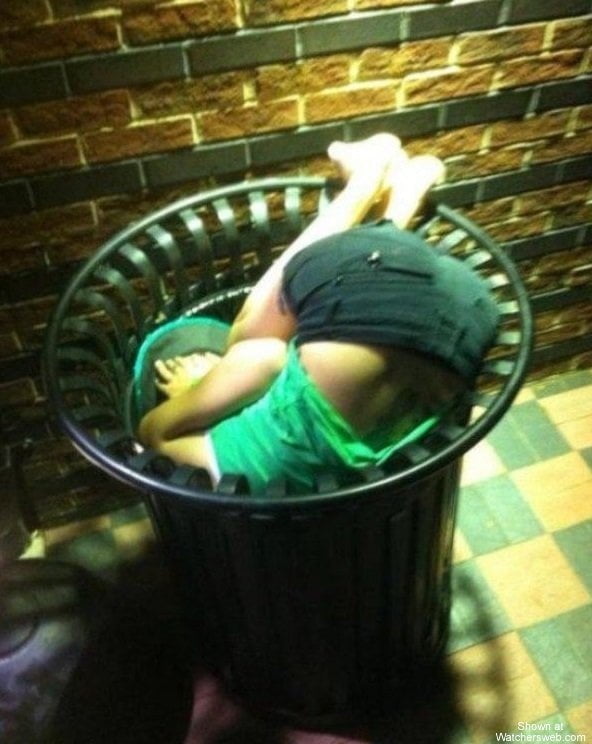 Carne de desecho
 #93730300