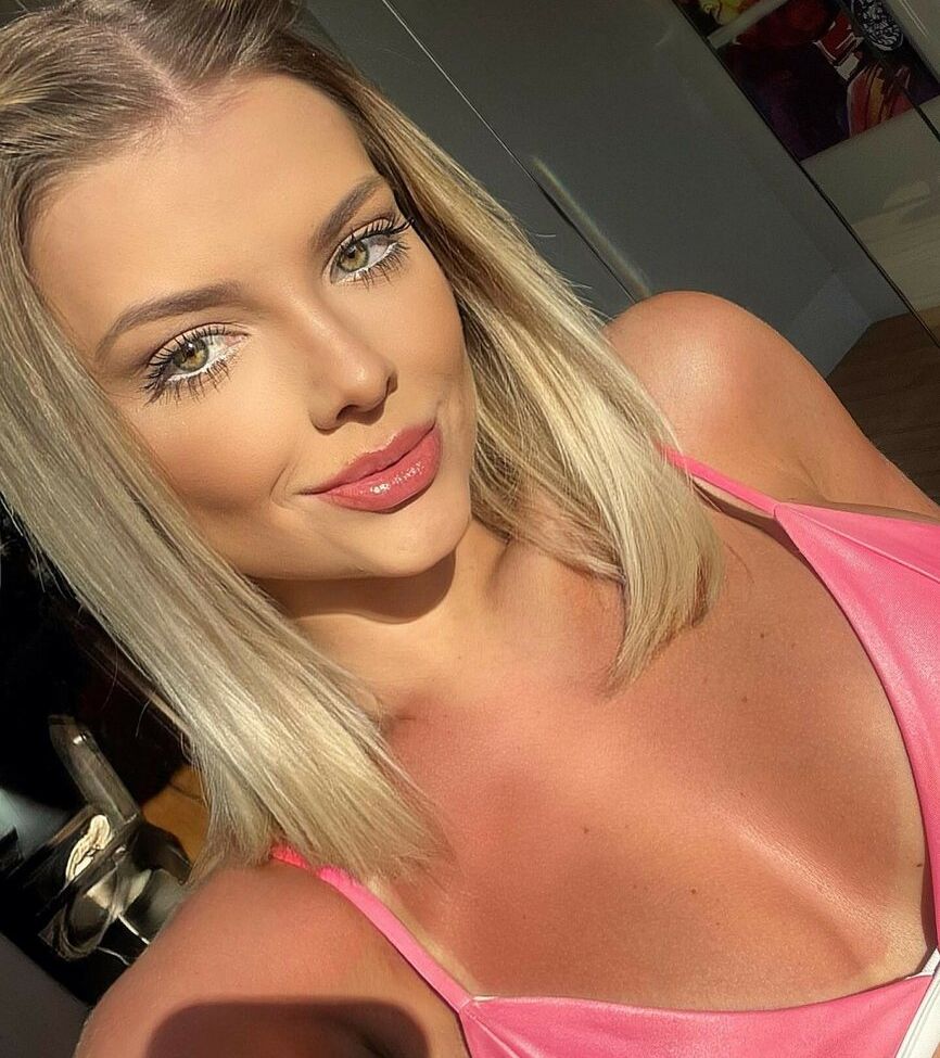 Carol Bresolin nude #109308097