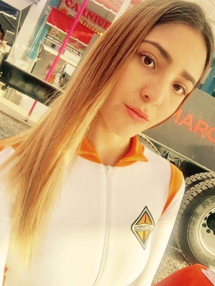 Adriana, Peru #89941107