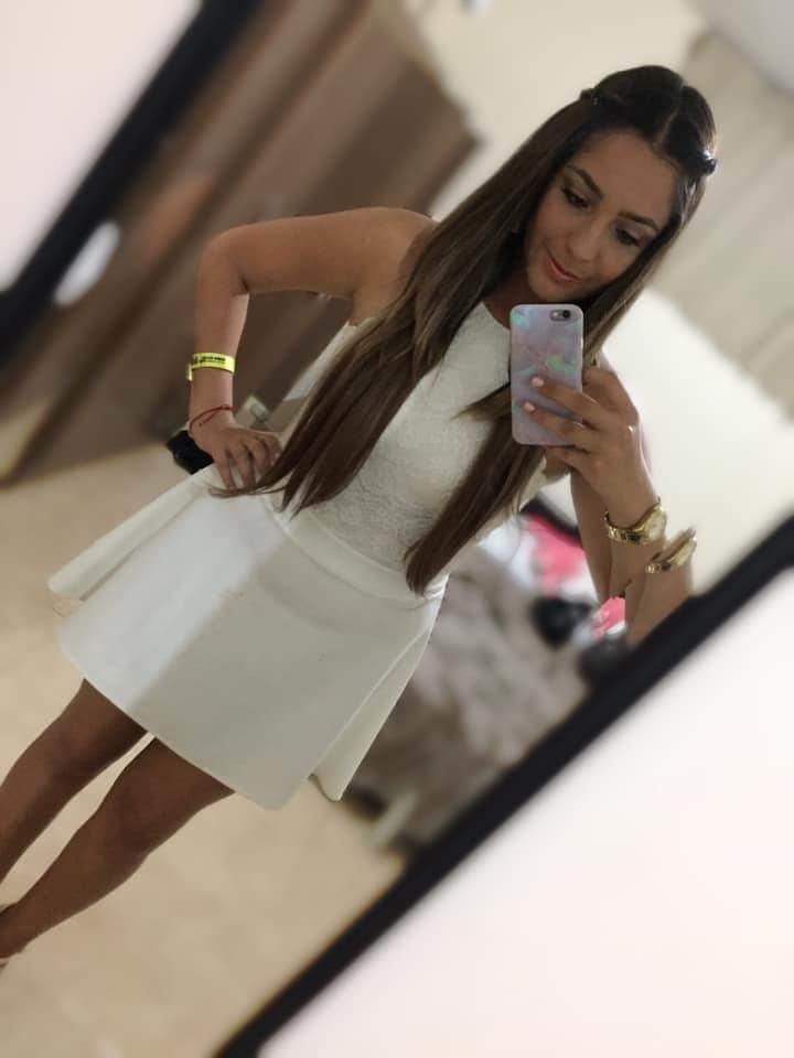 Adriana, Peru #89941140