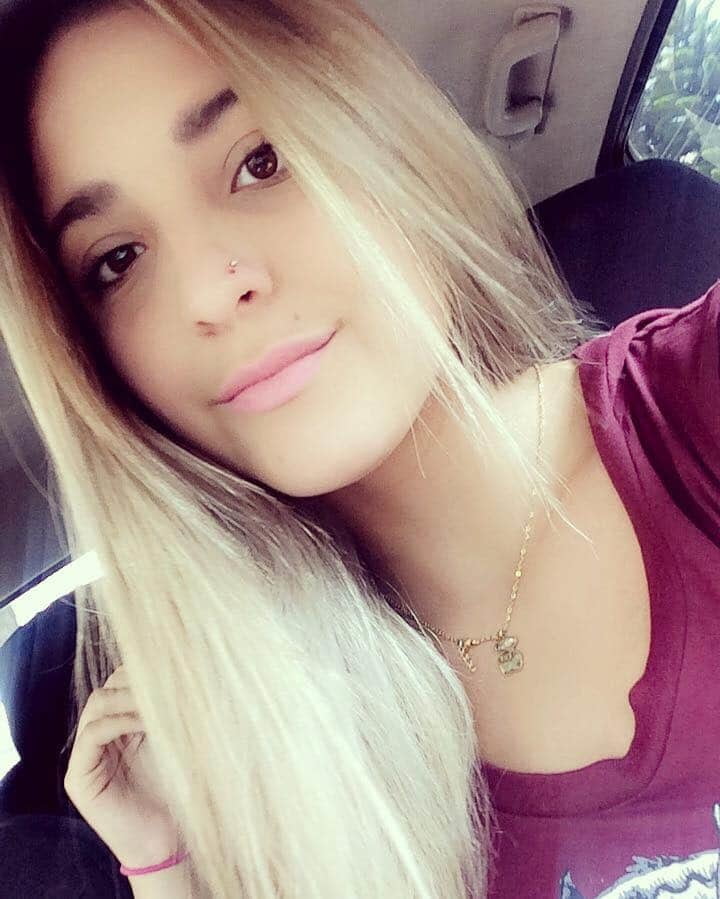 Adriana, Peru #89941144