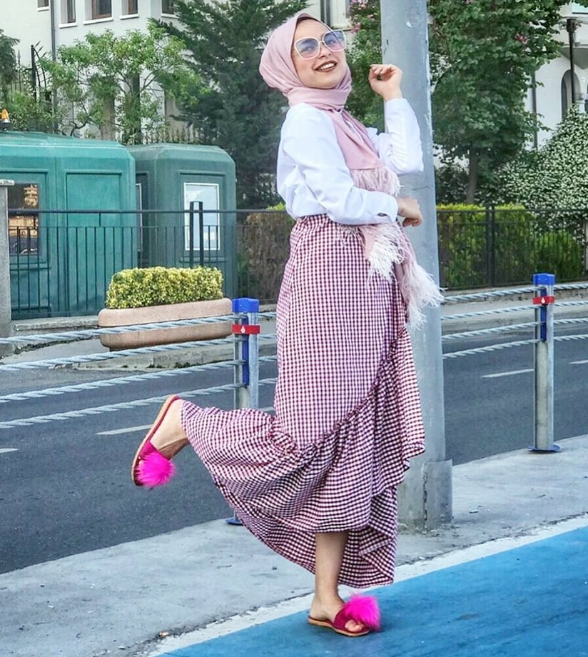 Turbanli hijab árabe turco paki egipcio chino indio malayo
 #79919409