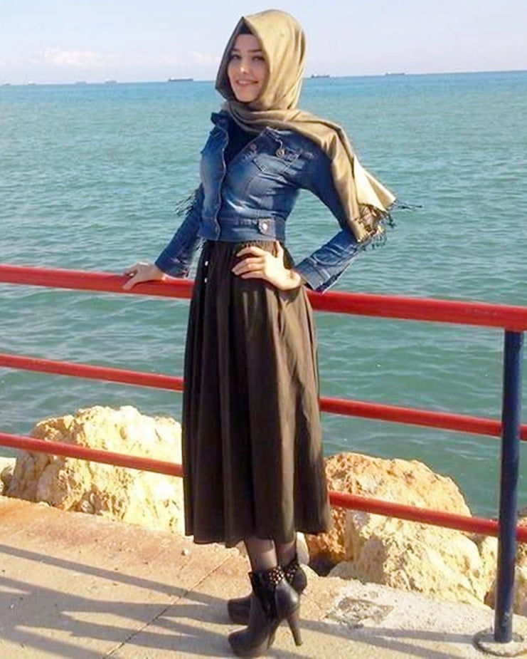 Turbanli hijab árabe turco paki egipcio chino indio malayo
 #79919460