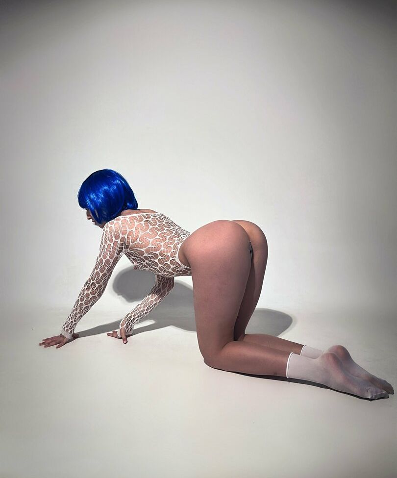 Angela_ride desnuda #108048912