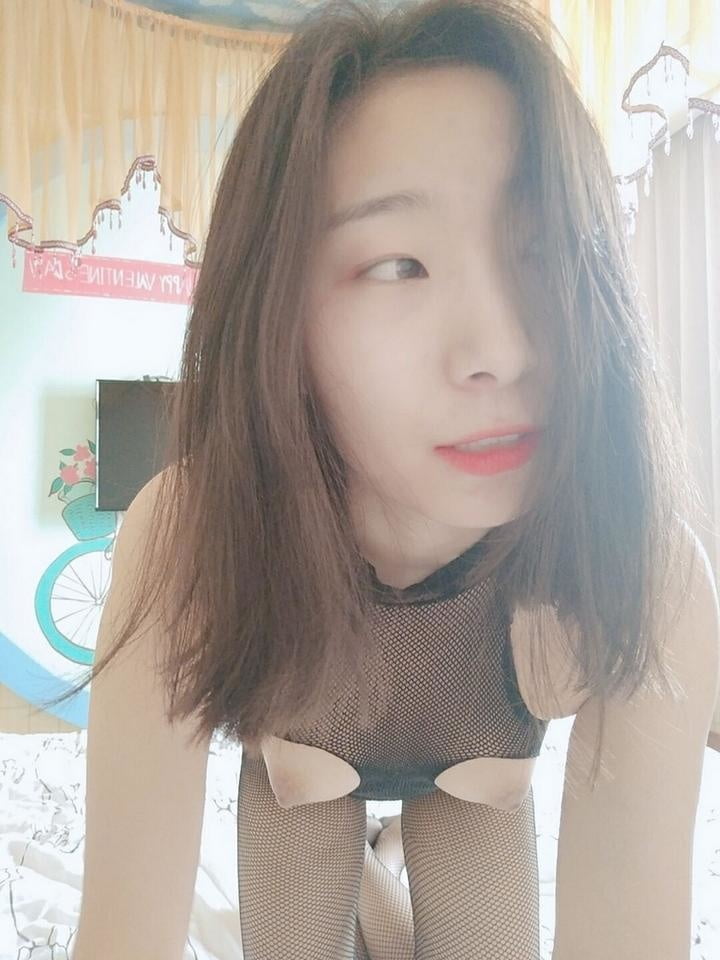 Chinese Amateur-247 #102671177